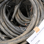 Ca. 4.096 kg bruto koperhoudende zware rubber krachtstroomkabels